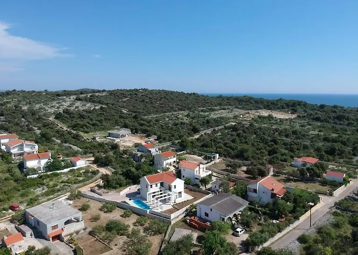 Vi Villa