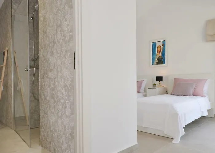 Vi Villa *