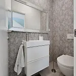 Vi Villa *